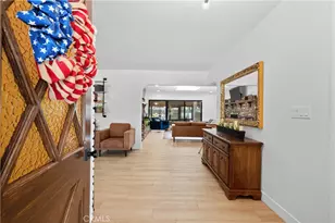 23626 Neargate, Newhall, CA 91321 - Photo 4