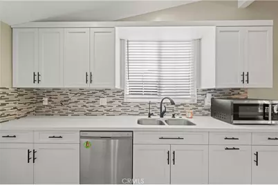 19328 Lonerock, Canyon Country, CA 91351 - Photo 12