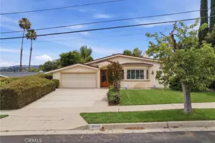 20434 Clark, Woodland Hills, CA 91367 - Photo 4