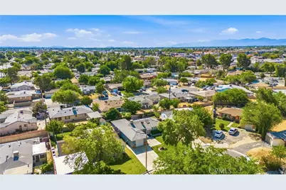 45308 Newtree Avenue, Lancaster, CA 93534 - Photo 4