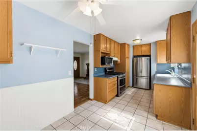 45308 Newtree Avenue, Lancaster, CA 93534 - Photo 10