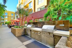 21301 Erwin St, Woodland Hills, CA 91367 - Photo 28