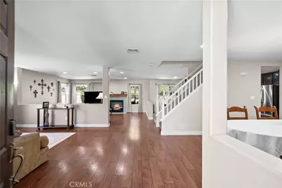 30030 Penrose Lane, Castaic, CA 91384 - Photo 2