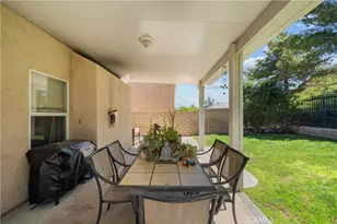 30030 Penrose Ln, Castaic, CA 91384 - Photo 34