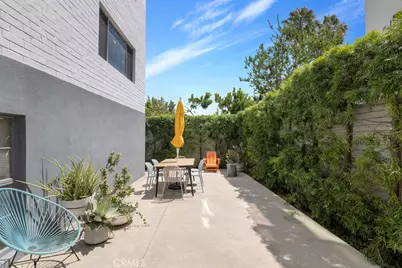 7560 Hollywood Boulevard #110, Los Angeles, CA 90046 - Photo 34