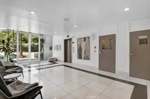7560 Hollywood Blvd, Los Angeles, CA 90046 - Photo 2