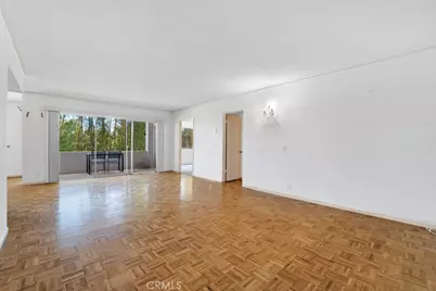 7560 Hollywood Boulevard #110, Los Angeles, CA 90046 - Photo 6