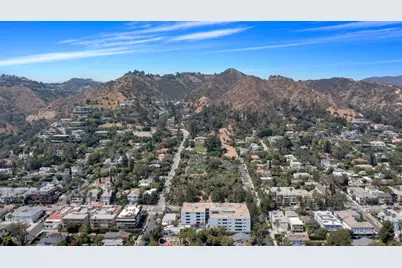 7560 Hollywood Boulevard #110, Los Angeles, CA 90046 - Photo 38