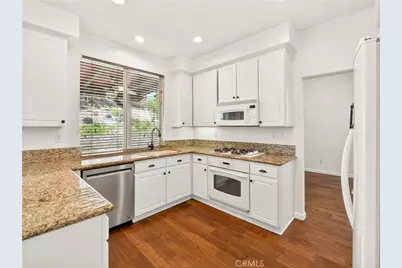19903 Rhona Place, Saugus, CA 91350 - Photo 8