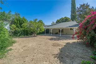 21516 Villena, Woodland Hills, CA 91364 - Photo 14