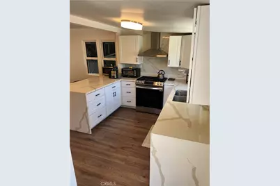 21435 Golondrina Street, Woodland Hills, CA 91364 - Photo 10