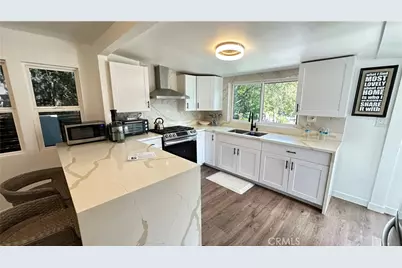 21435 Golondrina Street, Woodland Hills, CA 91364 - Photo 6