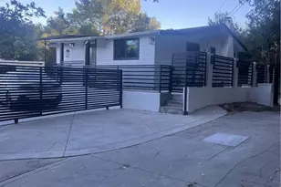 21435 Golondrina St, Woodland Hills, CA 91364 - Photo 28
