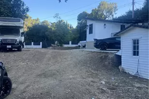 21435 Golondrina St, Woodland Hills, CA 91364 - Photo 32