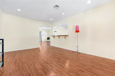 17516 Cantlay, Lake Balboa, CA 91406 - Photo 2