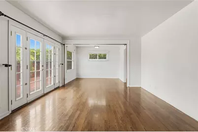 23047 Friar, Woodland Hills, CA 91367 - Photo 14