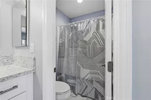 16717 Vanowen St, Van Nuys, CA 91406 - Photo 14
