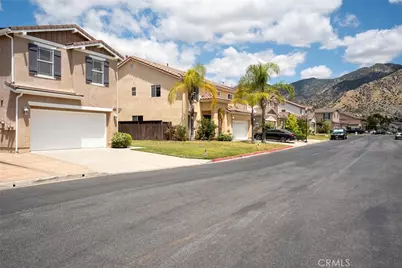 13013 Mesa Verde Way, Sylmar, CA 91342 - Photo 2