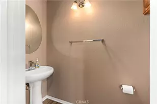 13013 Mesa Verde Way, Sylmar, CA 91342 - Photo 12