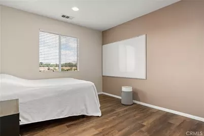13013 Mesa Verde Way, Sylmar, CA 91342 - Photo 10
