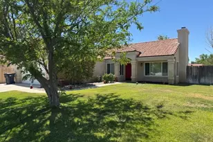 1148 Evergreen Ct, Rosamond, CA 93560 - Photo 2