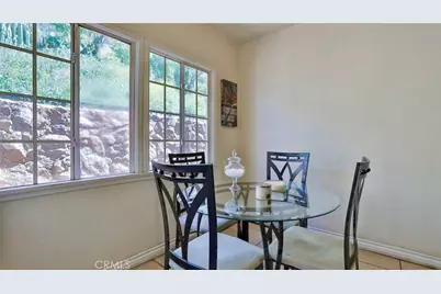 10058 Sunland Boulevard, Sunland, CA 91040 - Photo 22
