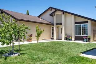 21617 Turmeric Ct, Saugus, CA 91350 - Photo 2