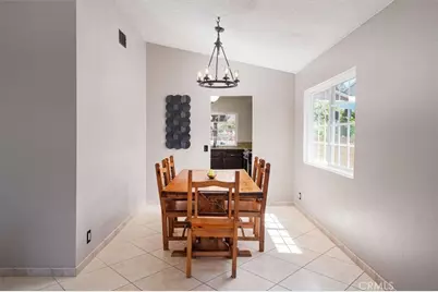 21617 Turmeric Court, Saugus, CA 91350 - Photo 10