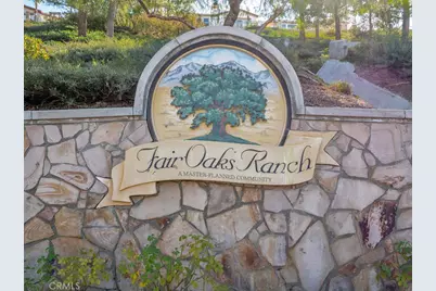 18304 Avocet Court, Canyon Country, CA 91387 - Photo 2
