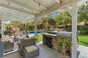 18304 Avocet Ct, Canyon Country, CA 91387 - Photo 6