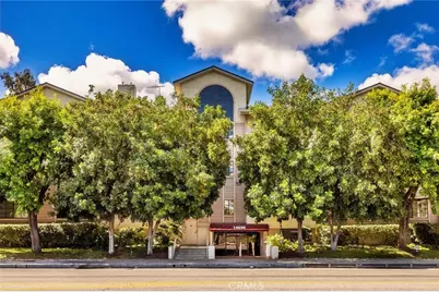 14050 Magnolia Boulevard #201, Sherman Oaks, CA 91423 - Photo 2