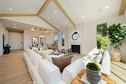 831 Teakwood Road, Los Angeles, CA 90049 - Photo 16
