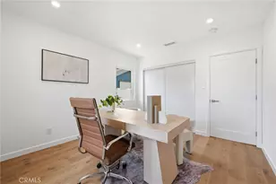 17420 Collins St, Encino, CA 91316 - Photo 18
