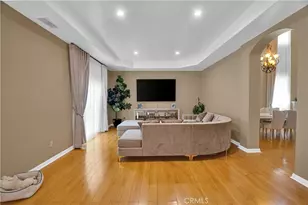 6921 Kian Ct, Van Nuys, CA 91406 - Photo 8