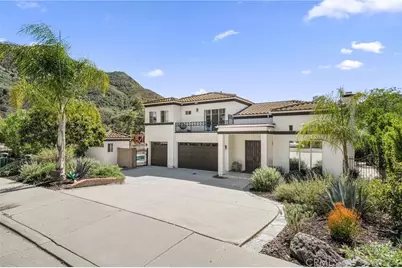2305 Waring, Agoura Hills, CA 91301 - Photo 2