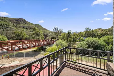 2305 Waring, Agoura Hills, CA 91301 - Photo 42