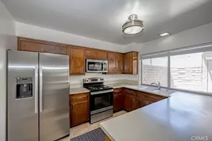 24223 La Glorita Cir, Newhall, CA 91321 - Photo 14