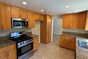 18599 Calle Vista, Porter Ranch, CA 91326 - Photo 12