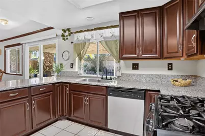 37234 Little Sycamore Street, Palmdale, CA 93552 - Photo 10