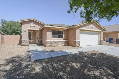 45704 Palm, Lancaster, CA 93535 - Photo 2