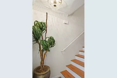 17041 Roscoe Boulevard #3, Northridge, CA 91325 - Photo 12
