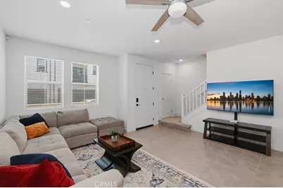 10775 Champions, Cypress, CA 90720 - Photo 8