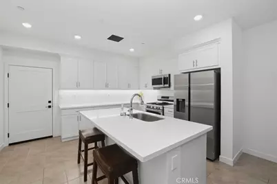 10775 Champions, Cypress, CA 90720 - Photo 12