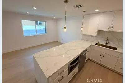 13357 W Cellest Parkway, Pacoima, CA 91331 - Photo 14