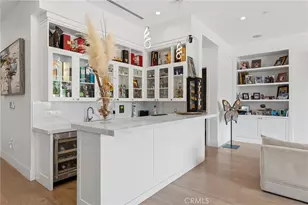 23042 Calvert St, Woodland Hills, CA 91367 - Photo 20