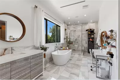 23042 Calvert Street, Woodland Hills, CA 91367 - Photo 30