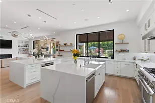 23042 Calvert St, Woodland Hills, CA 91367 - Photo 18
