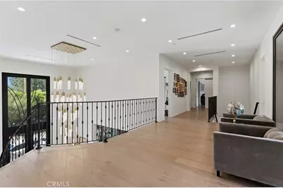 23042 Calvert Street, Woodland Hills, CA 91367 - Photo 26
