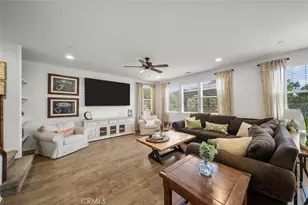 20726 Celadon Ct, Saugus, CA 91350 - Photo 2
