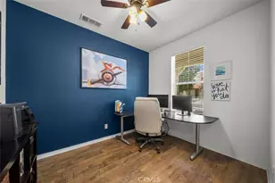 20726 Celadon Ct, Saugus, CA 91350 - Photo 4